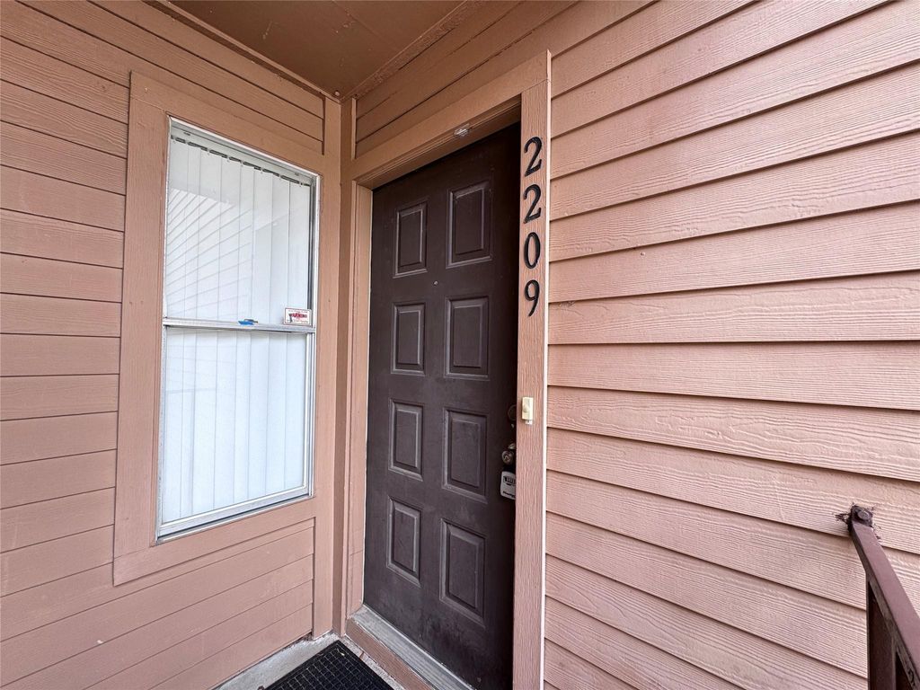 Photo of 10555 Turtlewood Court #2209, Houston, TX 77072 (MLS # 42342254)