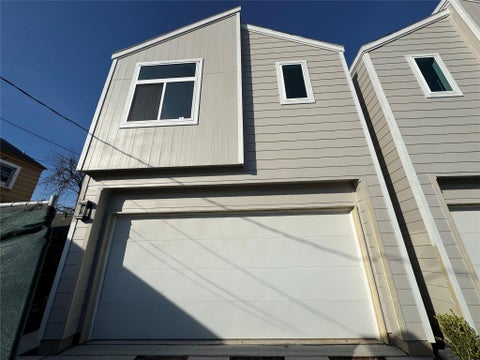 Photo of 3225 Dennis Street, Houston, TX 77004 (MLS # 92347232)