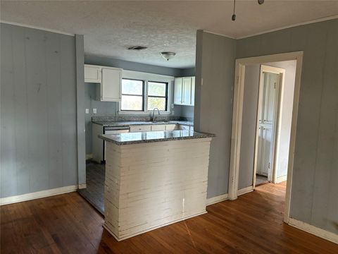 Tiny photo for 5225 Longmeadow Street, Houston, TX 77033 (MLS # 91437977)