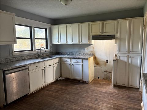 Tiny photo for 5225 Longmeadow Street, Houston, TX 77033 (MLS # 91437977)