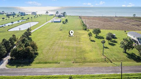 Vacant Land For Sale - 000 W Bayshore Drive<br/> Chambers County, Anahuac, TX 77514