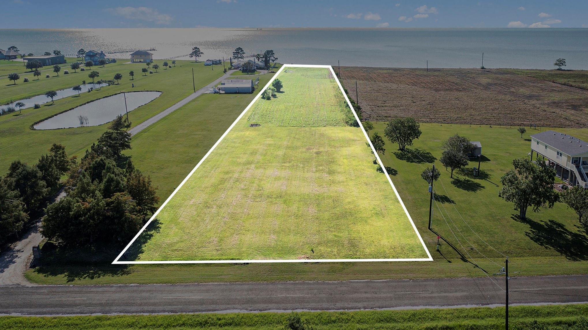 000 W Bayshore Drive