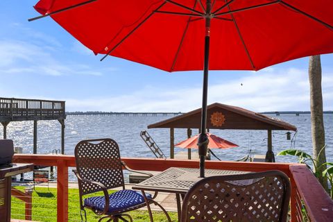 16402 Clear Water Circle Montgomery TX 77356