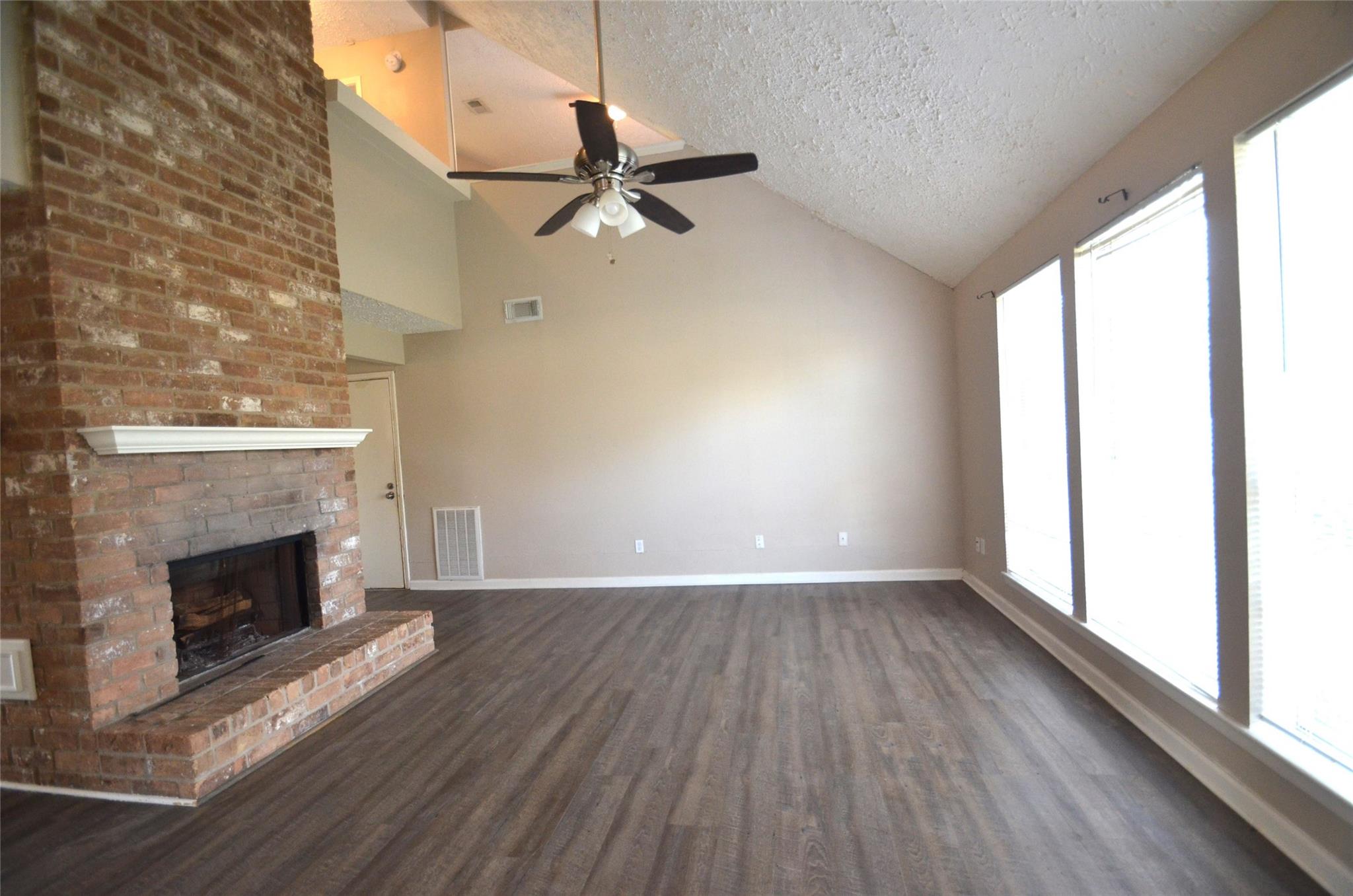 1902 Whitebriar Drive