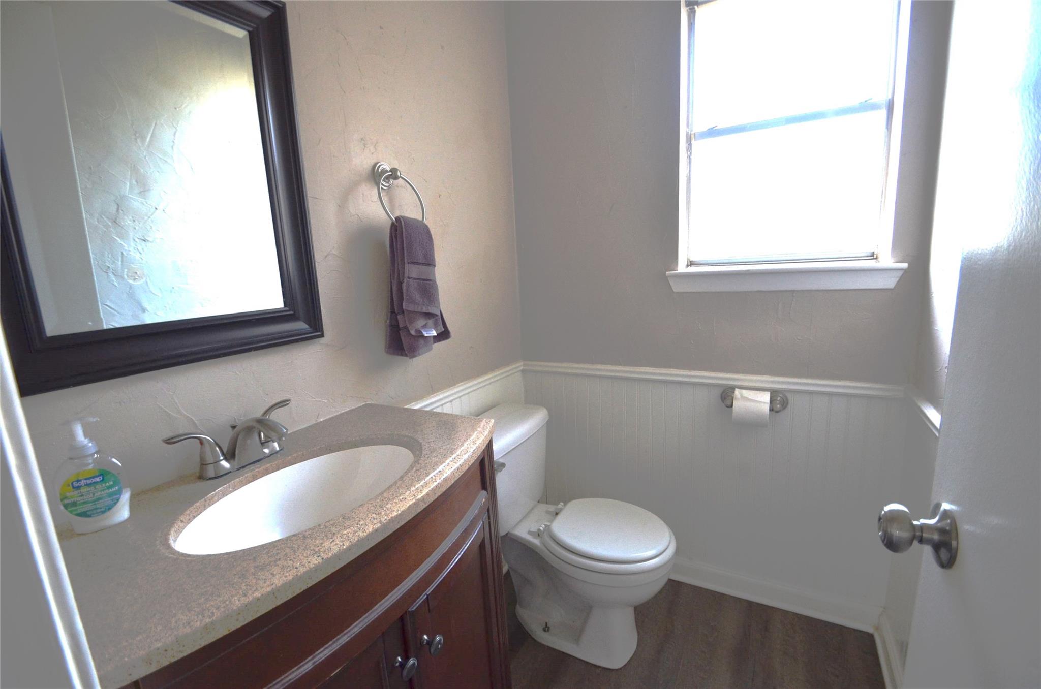 1902 Whitebriar Drive