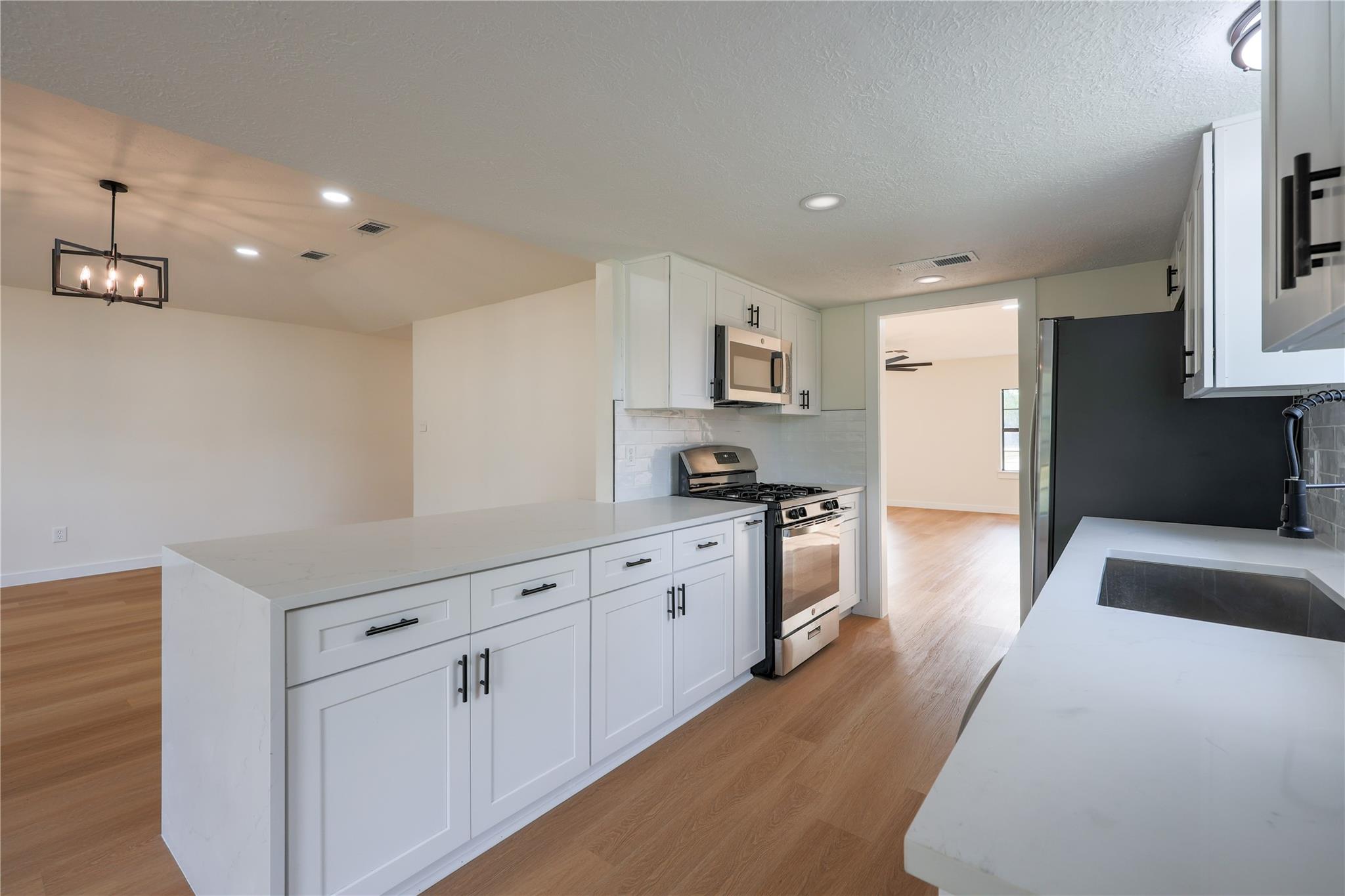 24118 E Lake Houston Pkwy