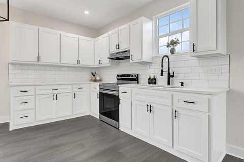 Tiny photo for 2412 Lucas Street, Houston, TX 77026 (MLS # 76027080)