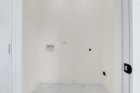 Tiny photo for 2412 Lucas Street, Houston, TX 77026 (MLS # 76027080)