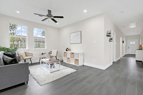 Tiny photo for 2412 Lucas Street, Houston, TX 77026 (MLS # 76027080)