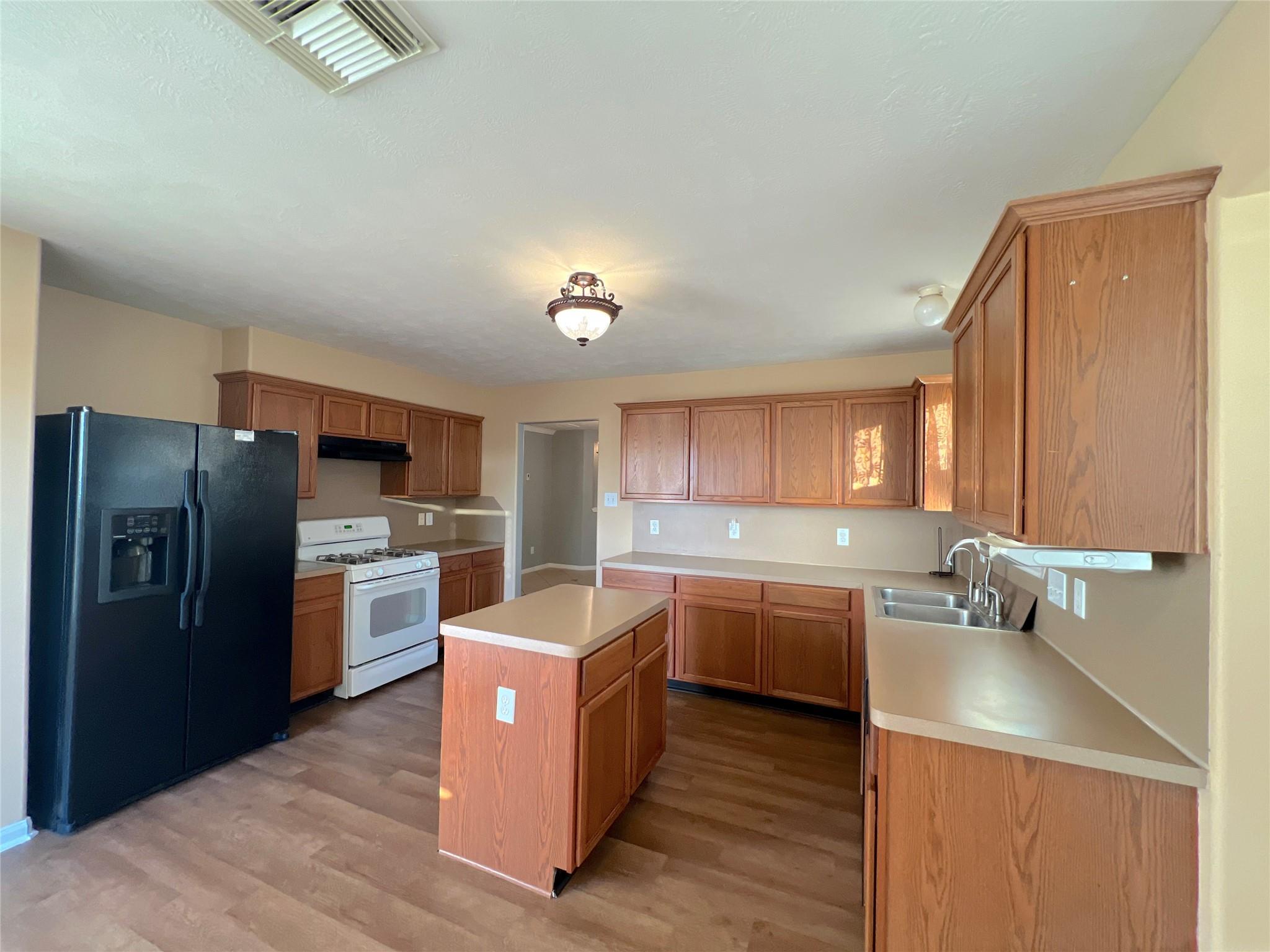 5535 Bear Paw Circle