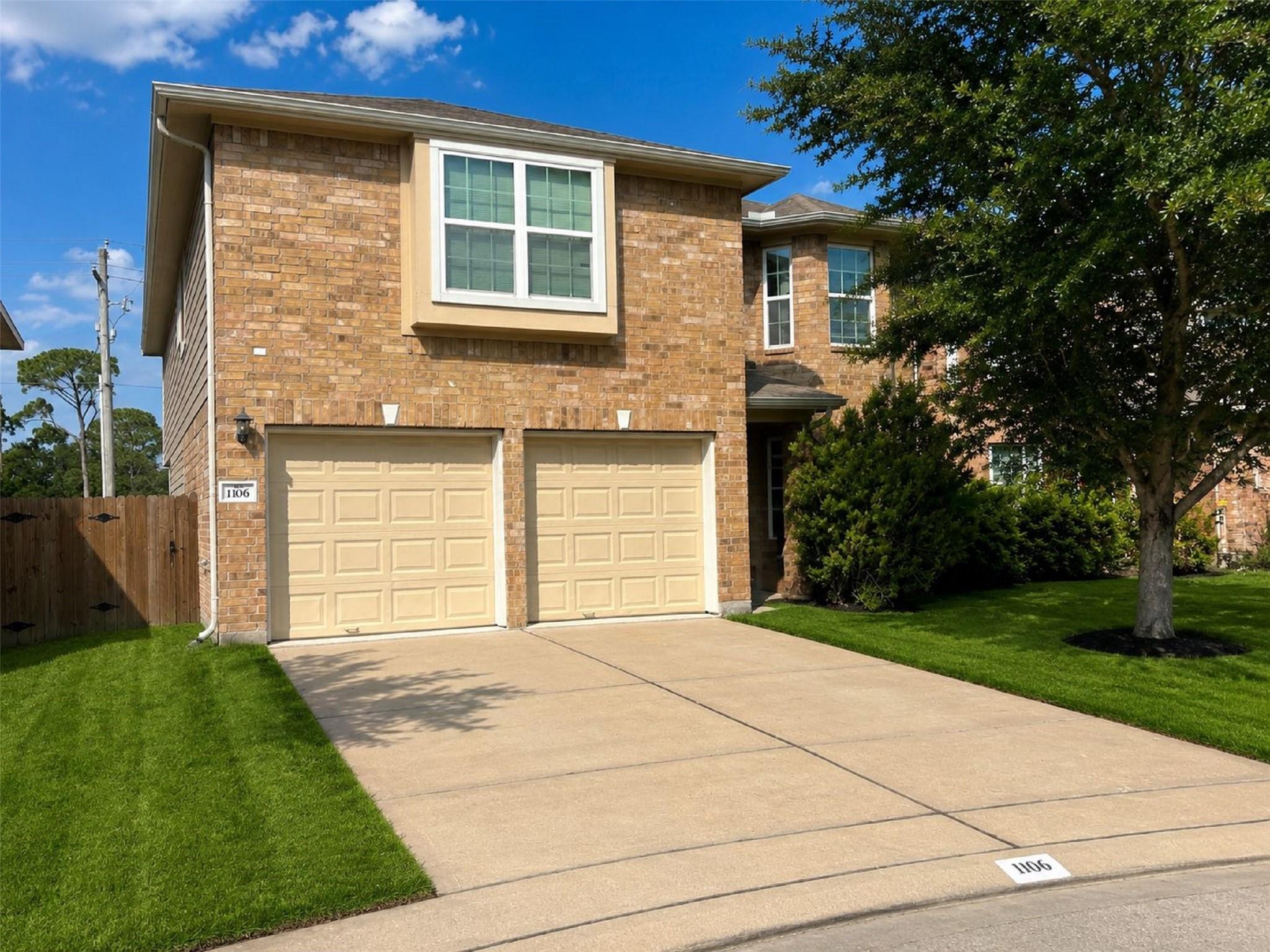 1106 Crestmont Place Loop