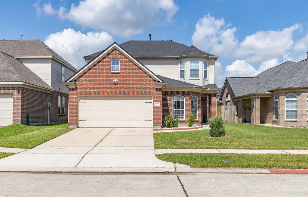 Photo of 17815 Egret Lake Way, Humble, TX 77346 (MLS # 12663972)
