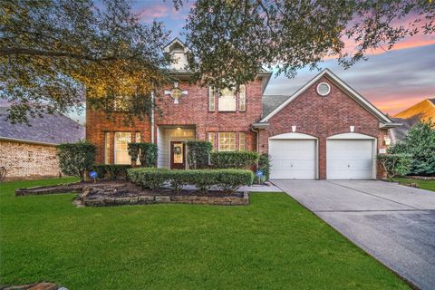 Photo of 7523 Fall Creek Bend Bnd, Humble, TX 77396 (MLS # 85699215) Photo of 7523 Fall Creek Bend Bnd, Humble, TX 77396 (MLS # 85699215)