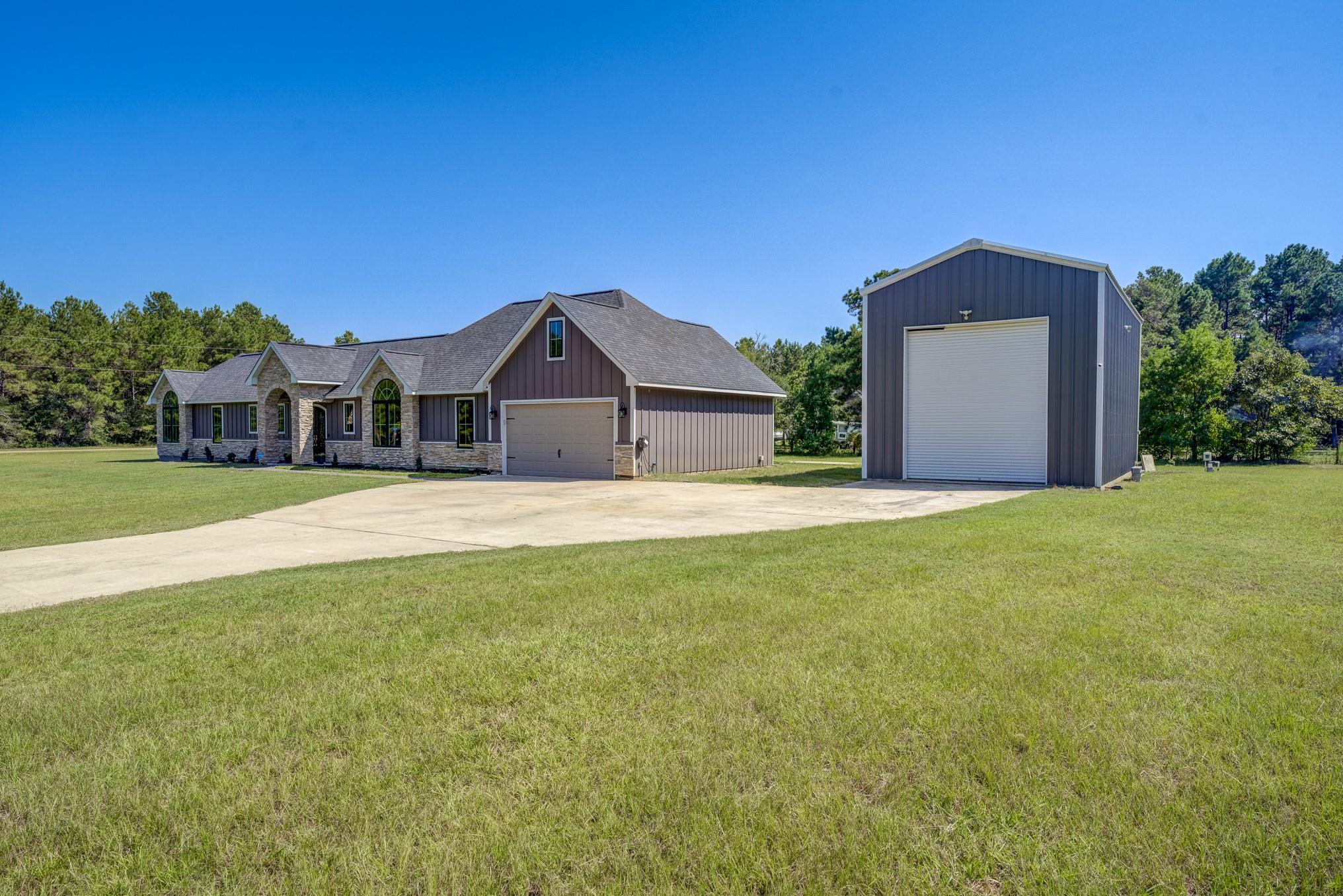 9182 Royal Forest Lane