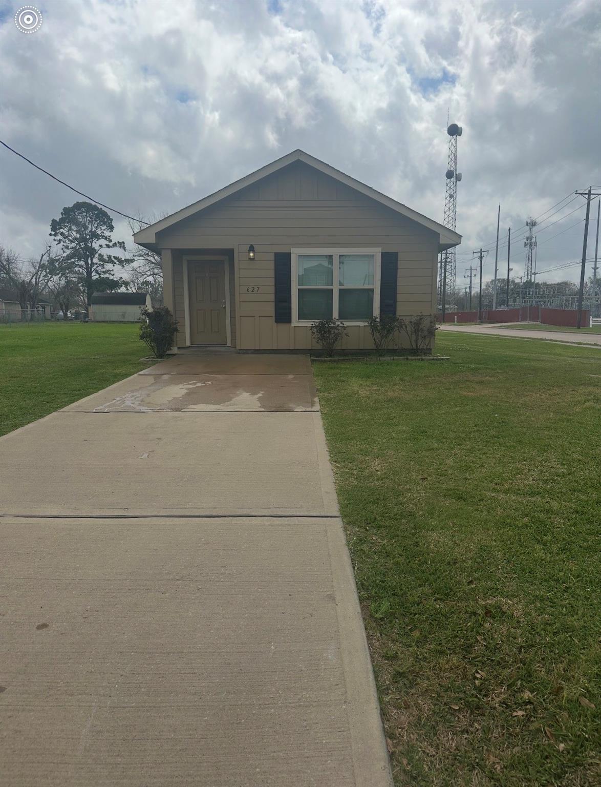 627 W Live Oak Street