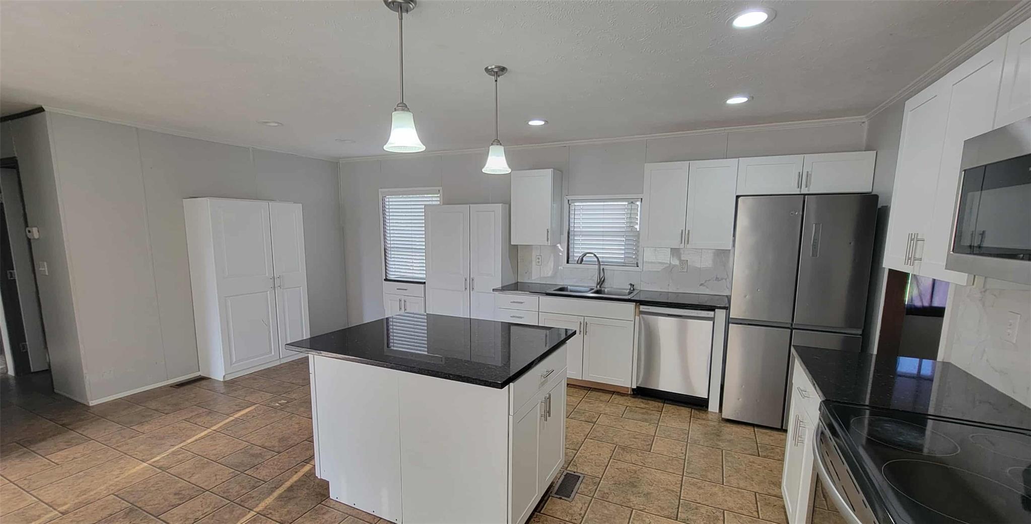 405 Battlebell Road 2