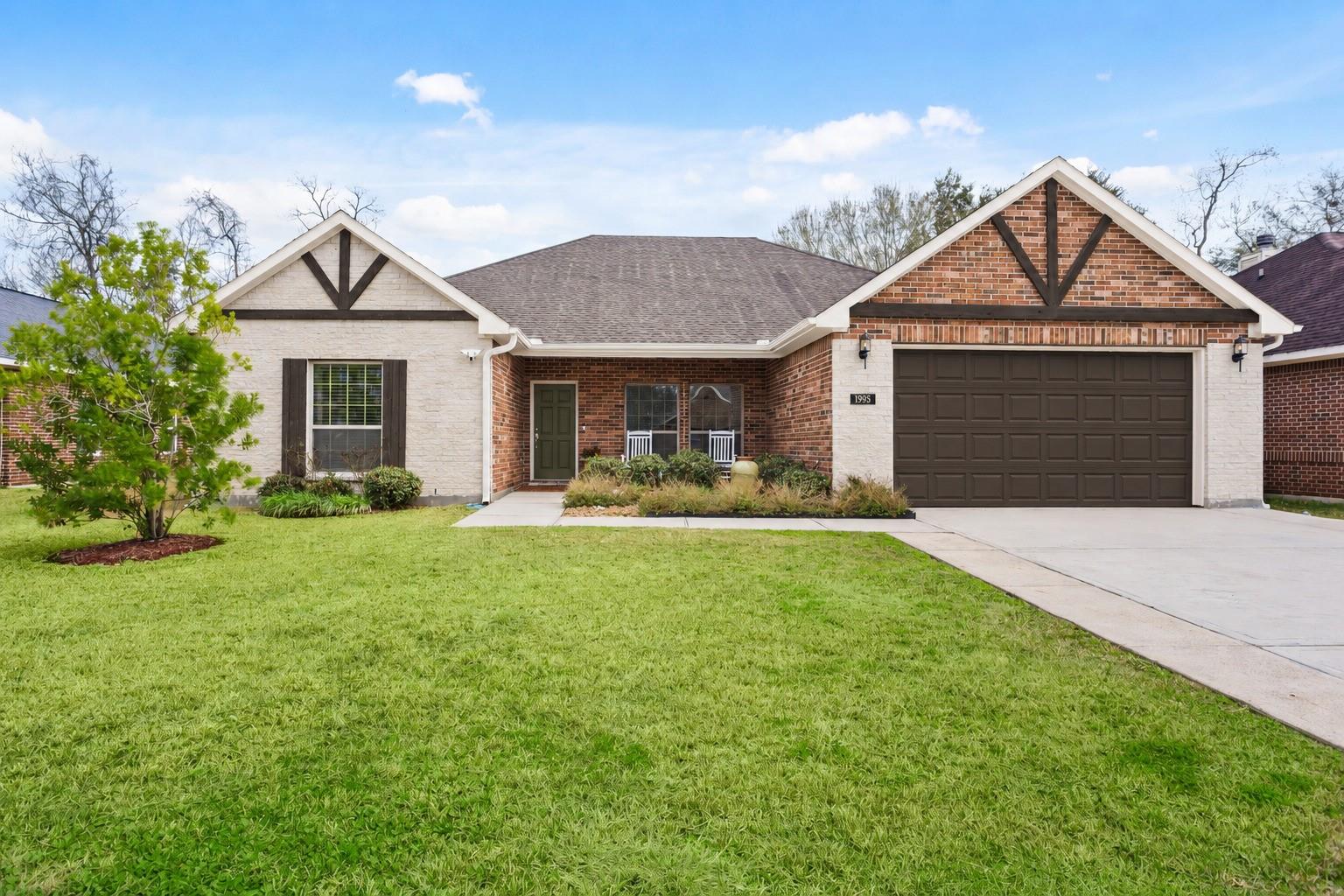 1995 Brentwood Drive