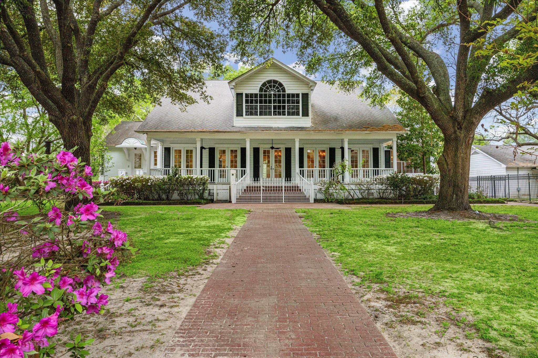 1400 County Road 2094