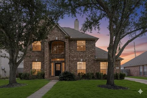 Photo of 2219 Thistlerock Lane, Sugar Land, TX 77479 (MLS # 67097587)