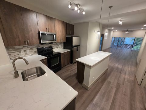 Photo of 3616 Richmond AVE #1211, Houston, TX 77046 (MLS # 35940146)