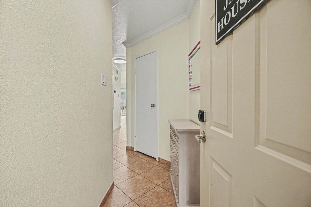 Photo of 6300 Seawall Boulevard #5102, Galveston, TX 77551 (MLS # 91487822)