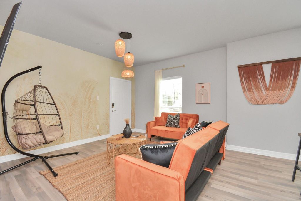 Photo of 7823 Gladstone Street #B1, Houston, TX 77051 (MLS # 36848642)