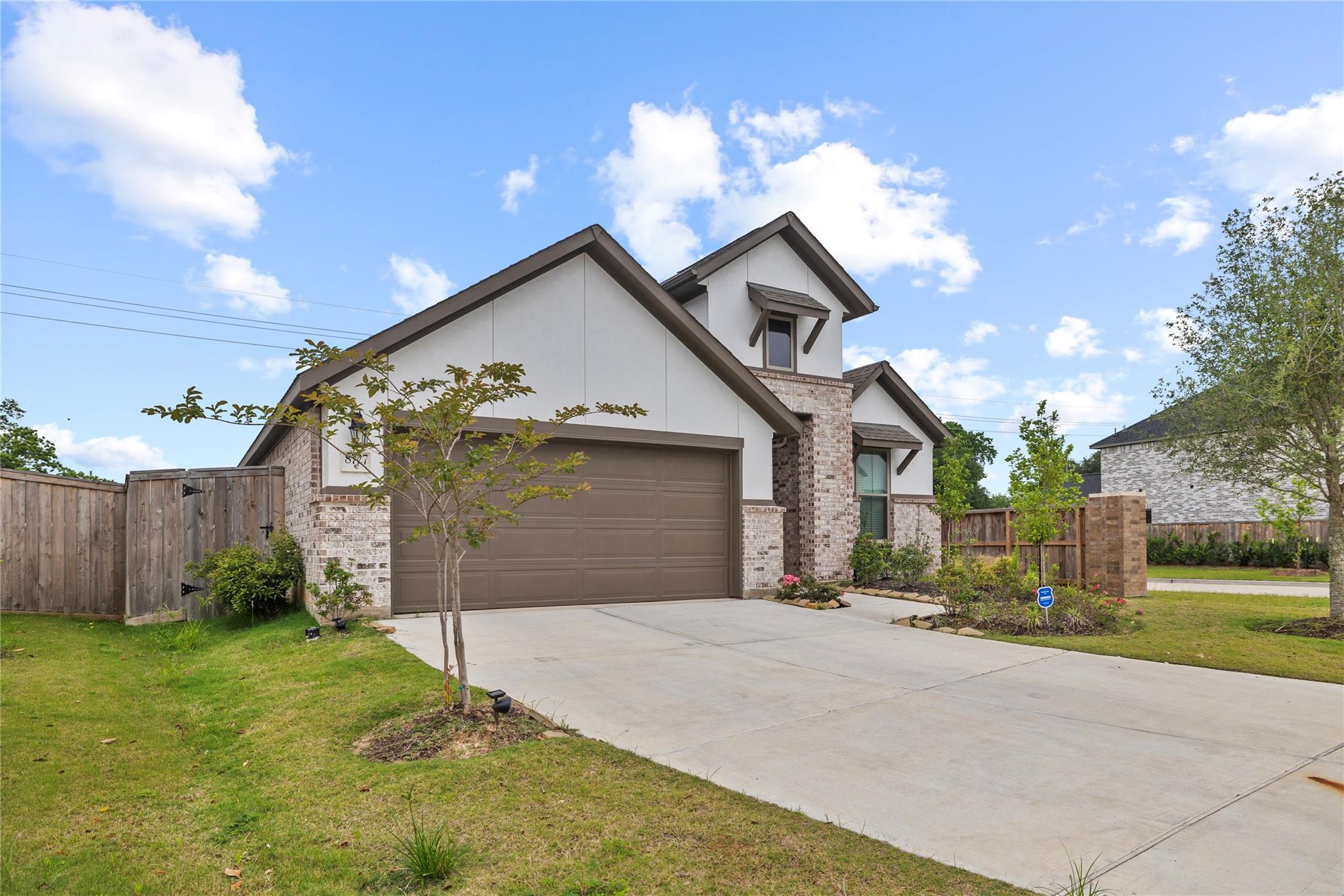 8727 Gleaming Village Way