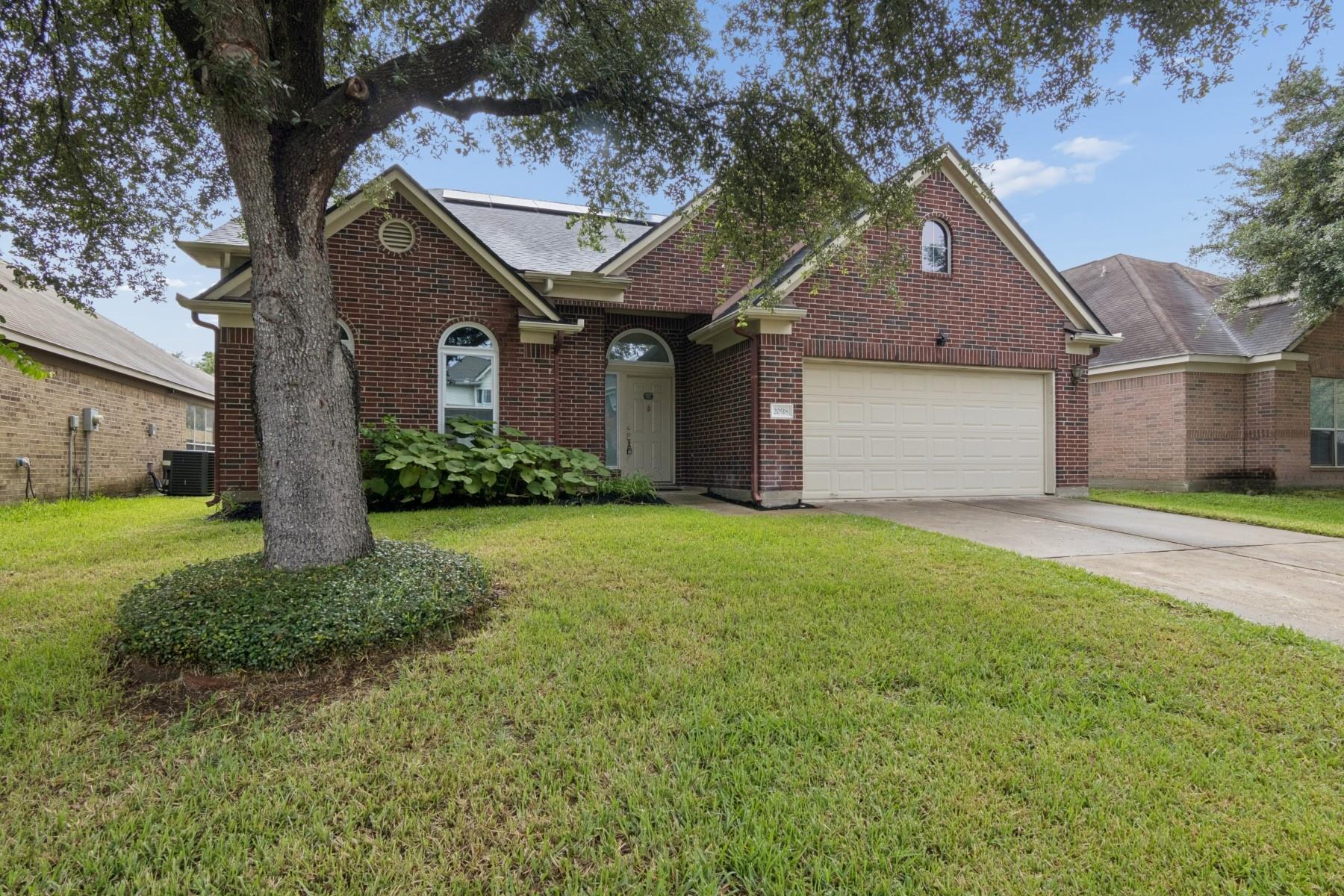 20518 Jasmine Leaf Trail