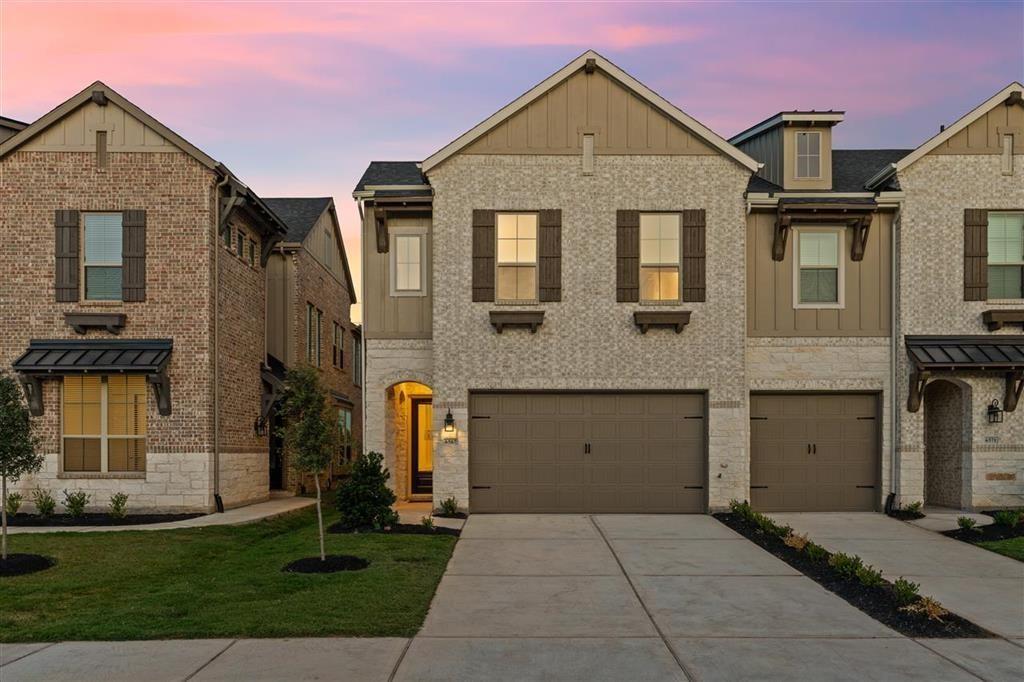 6567 Scarlet Pond Lane