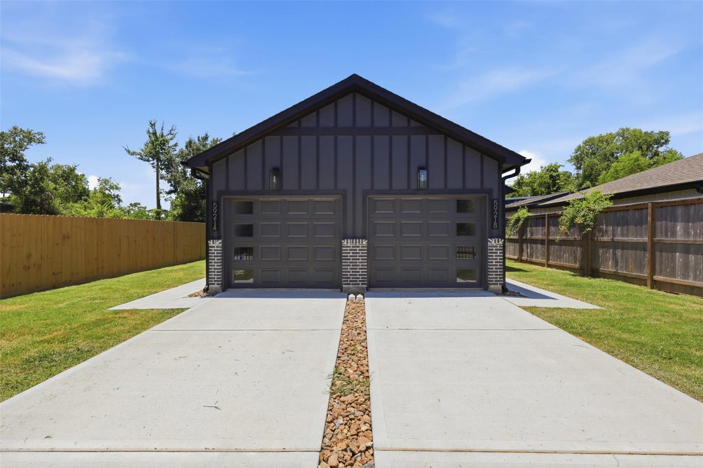 Photo of 5921 Mountwood Street #B, Houston, TX 77091 (MLS # 19668533)