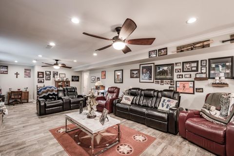 Tiny photo for 3600 Autumn Lane, Baytown, TX 77521 (MLS # 88592432)