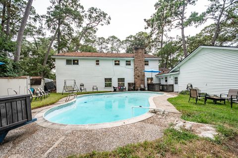 Tiny photo for 3600 Autumn Lane, Baytown, TX 77521 (MLS # 88592432)