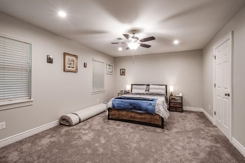 Tiny photo for 3600 Autumn Lane, Baytown, TX 77521 (MLS # 88592432)