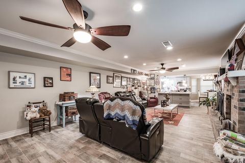 Tiny photo for 3600 Autumn Lane, Baytown, TX 77521 (MLS # 88592432)