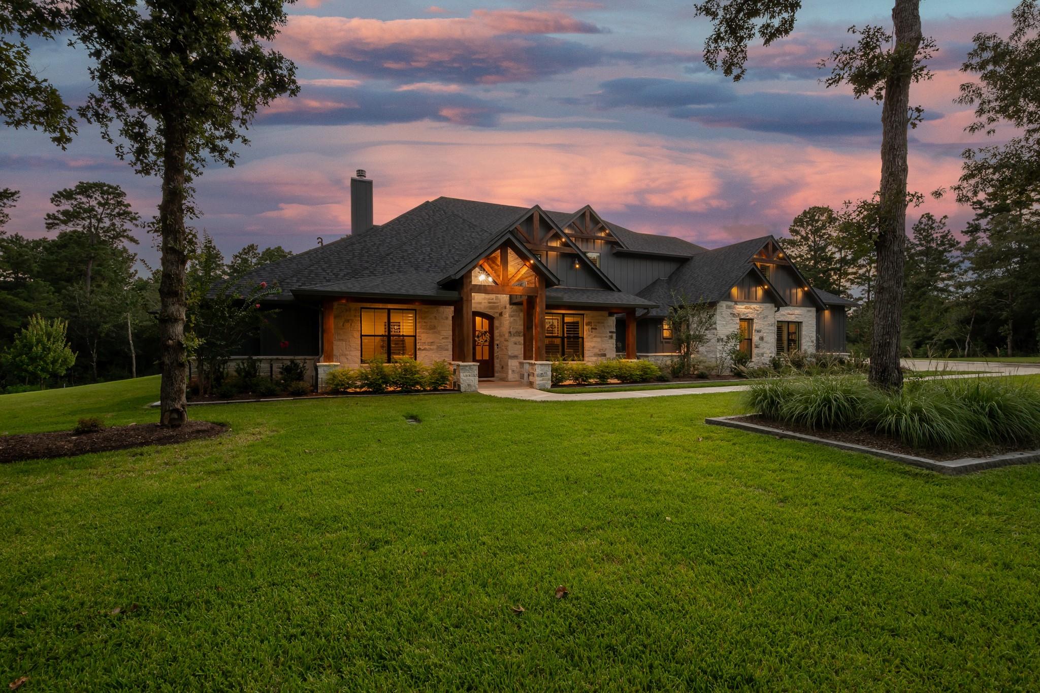 13048 Royal Oak Court