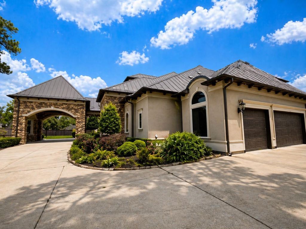 Photo of 917 Sunset Drive, Friendswood, TX 77546 (MLS # 53033174)