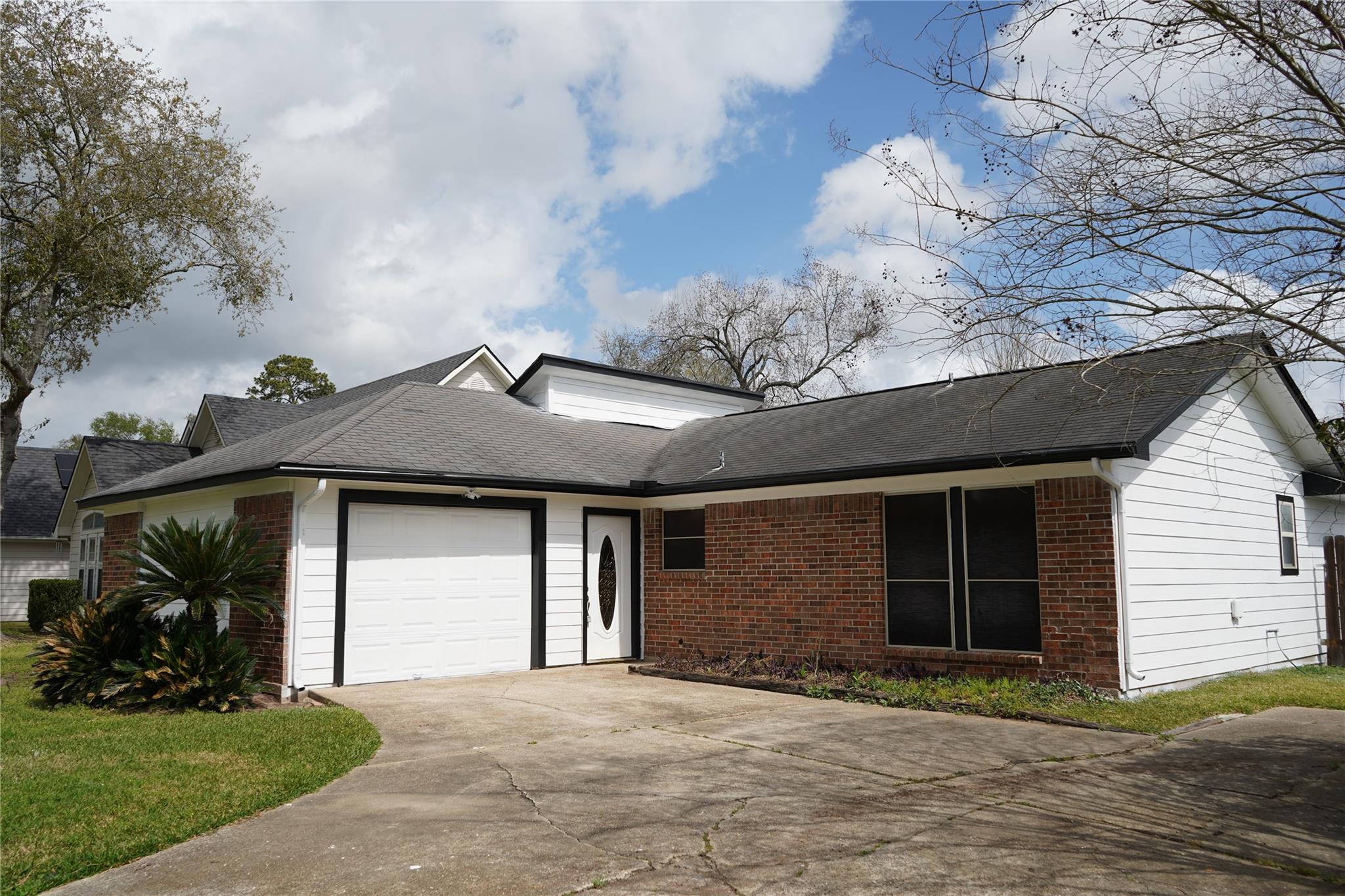 17030 Morning Star Avenue