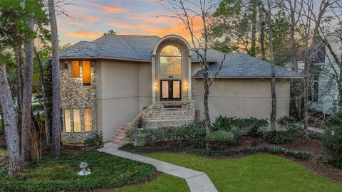 3 Hillside View Place The Woodlands TX 77381