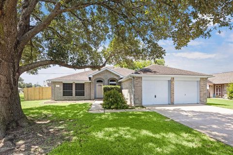 Photo of 2511 Trotter Drive, Katy, TX 77493 (MLS # 14805200)