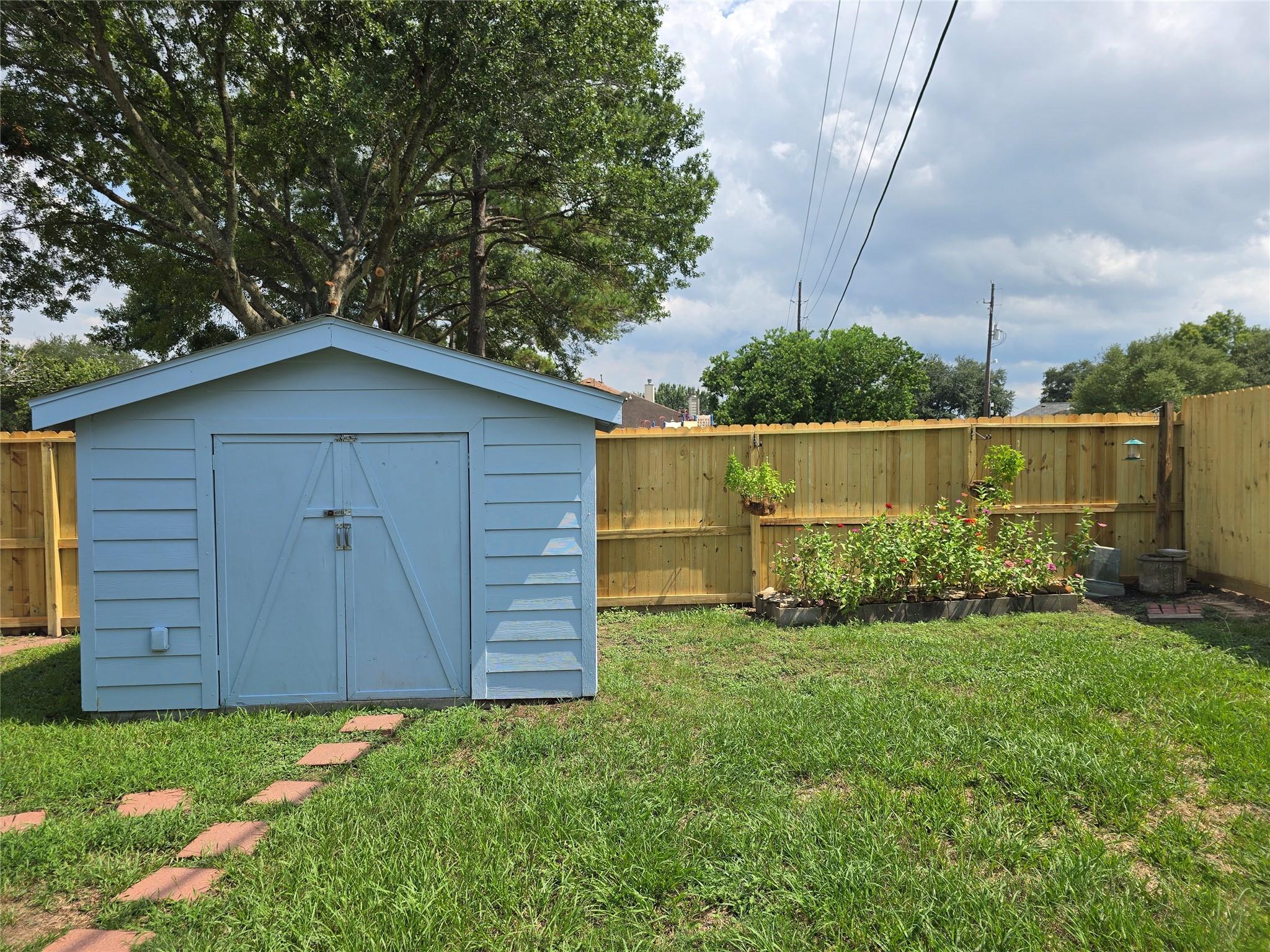 2511 Trotter Drive