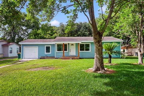 Homes For Sale - 2508 N Houston Drive<br/> La Marque, TX 77568
