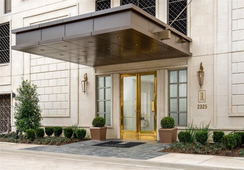 Condo For Sale - 2325 Welch Street #601<br/> Harris County, Houston, TX 77019