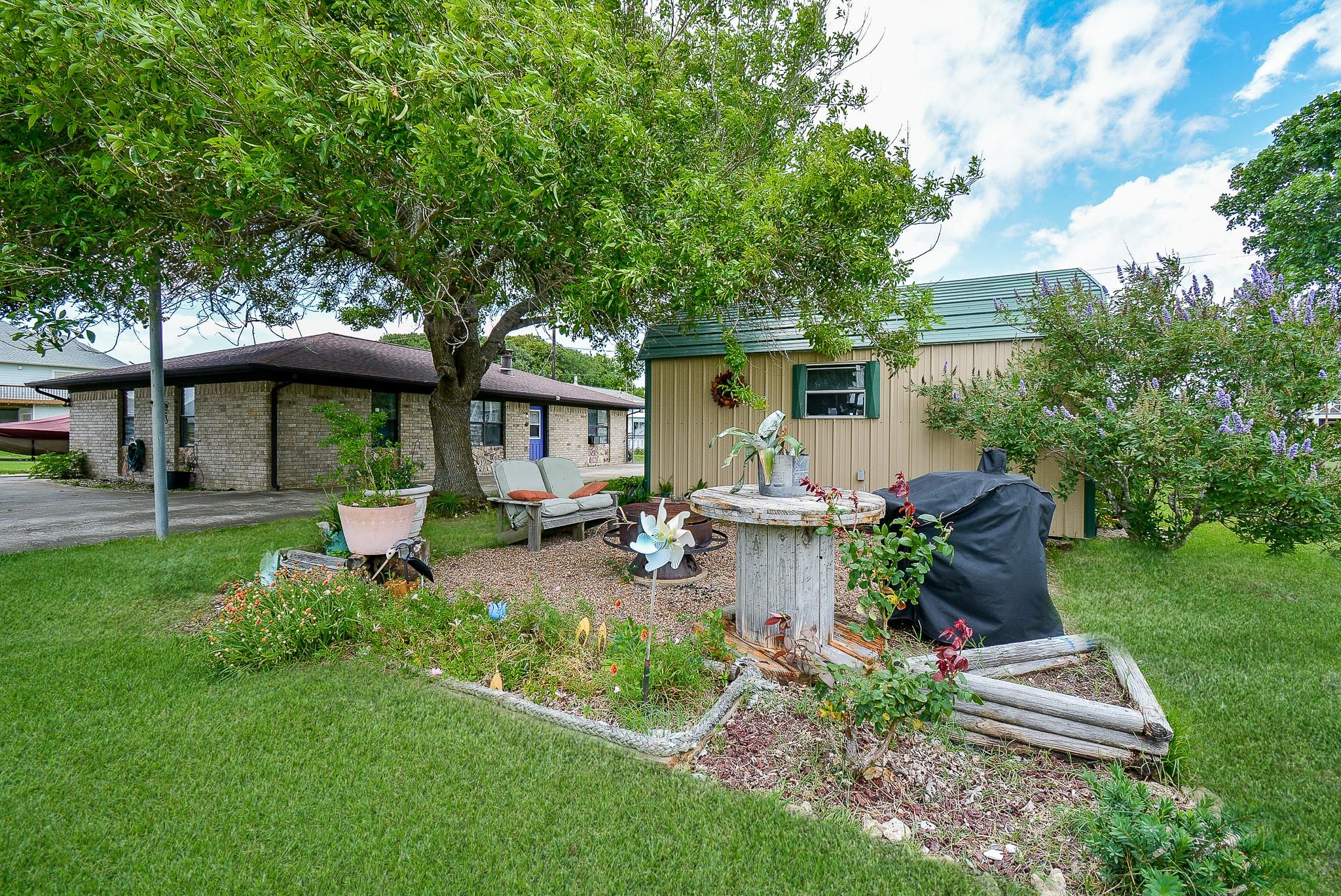 1495 W Bayshore Drive