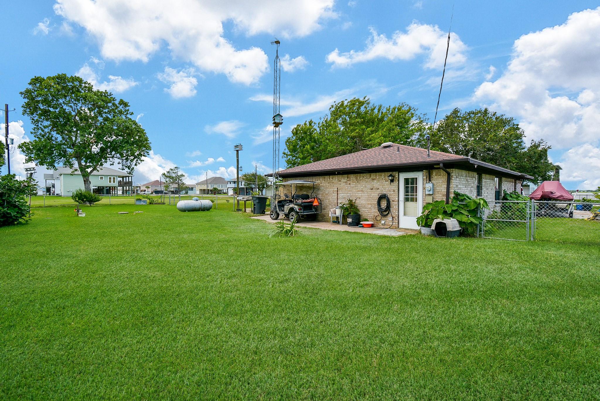 1495 W Bayshore Drive