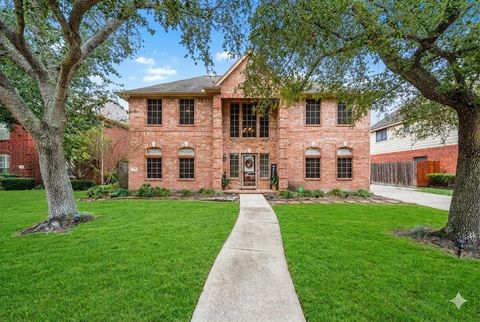 Photo of 3708 Pine Tree Drive, Pearland, TX 77581 (MLS # 20547578)