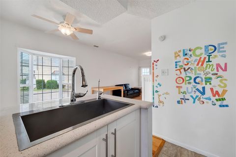 Tiny photo for 7575 Cambridge Street #1801, Houston, TX 77054 (MLS # 33698628)