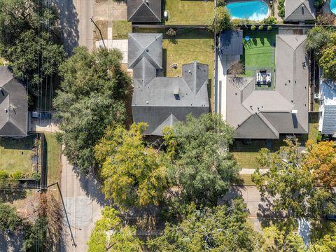 Tiny photo for 5603 Grape Street, Houston, TX 77096 (MLS # 27798819)