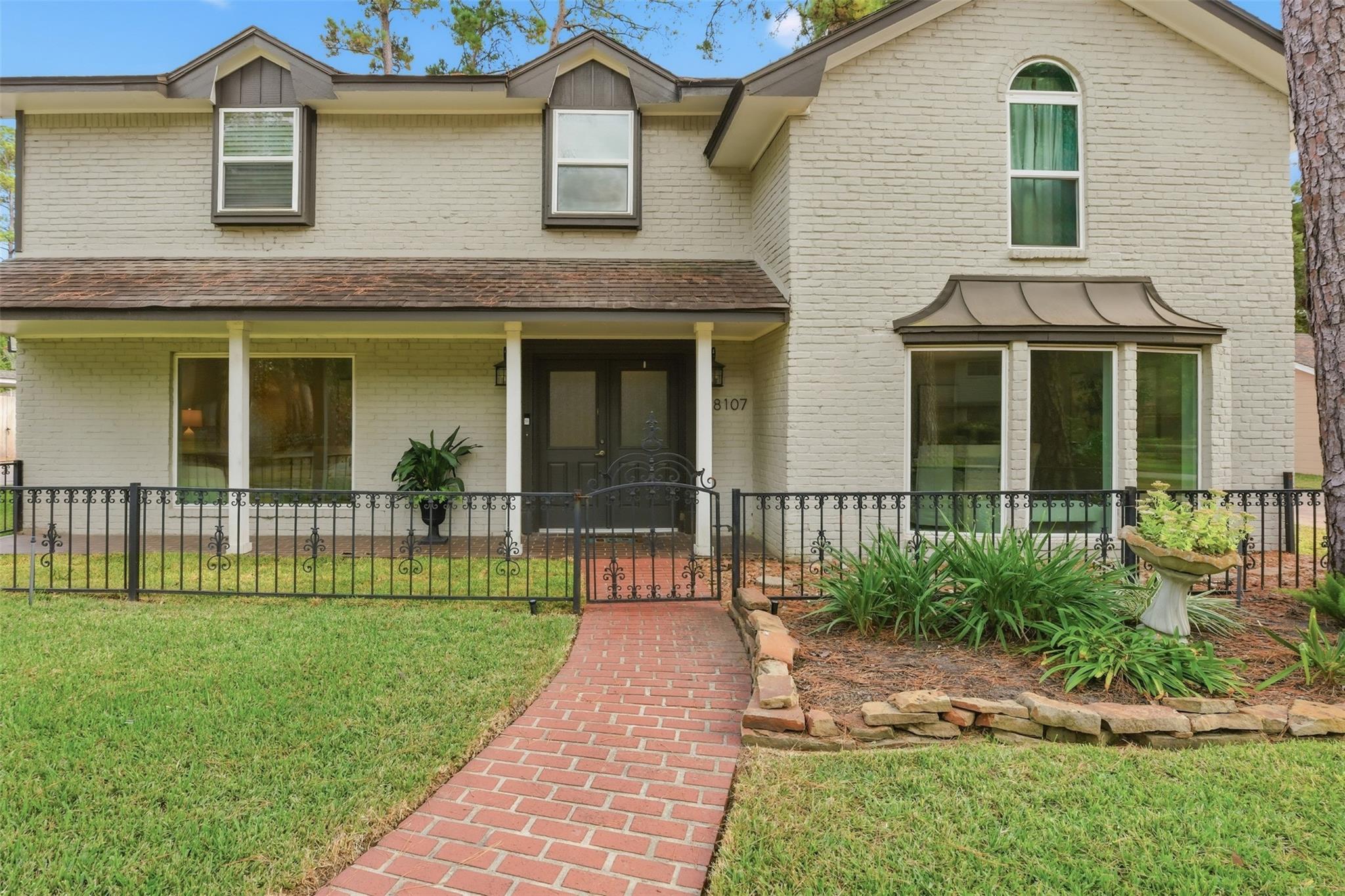 8107 Twining Oaks Lane