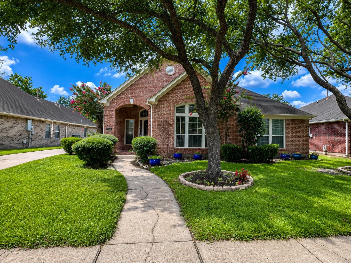 2718 Atlas Drive