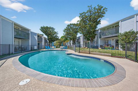 Photo of 13151 Walden Road #129, Montgomery, TX 77356 (MLS # 91022547)